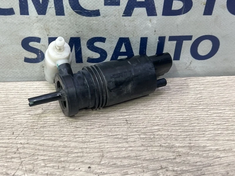 Насос омывателя стекла Mercedes-Benz Ml A1648690421 W166 642.826