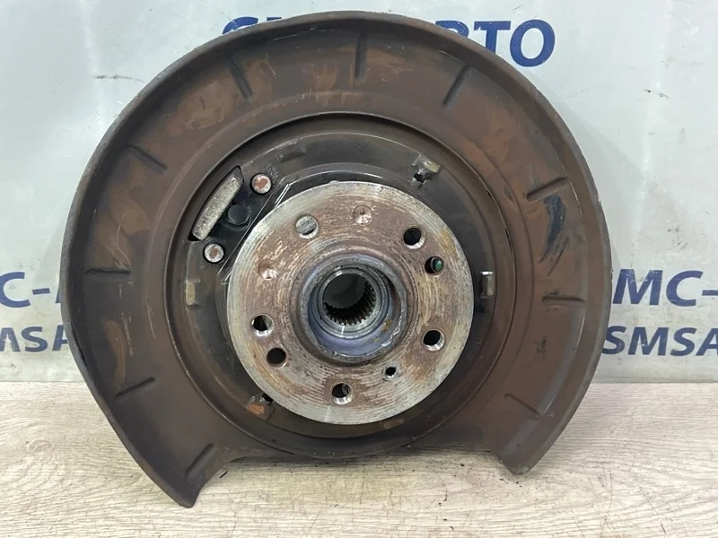 Кулак поворотный Mercedes-Benz R-Class A1643501408 W251 272.967, задний правый
