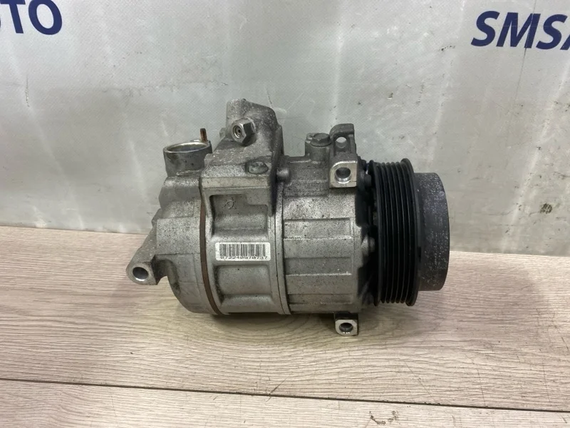 Компрессор кондиционера Mercedes-Benz E-Class A0022304511 C207 271.860