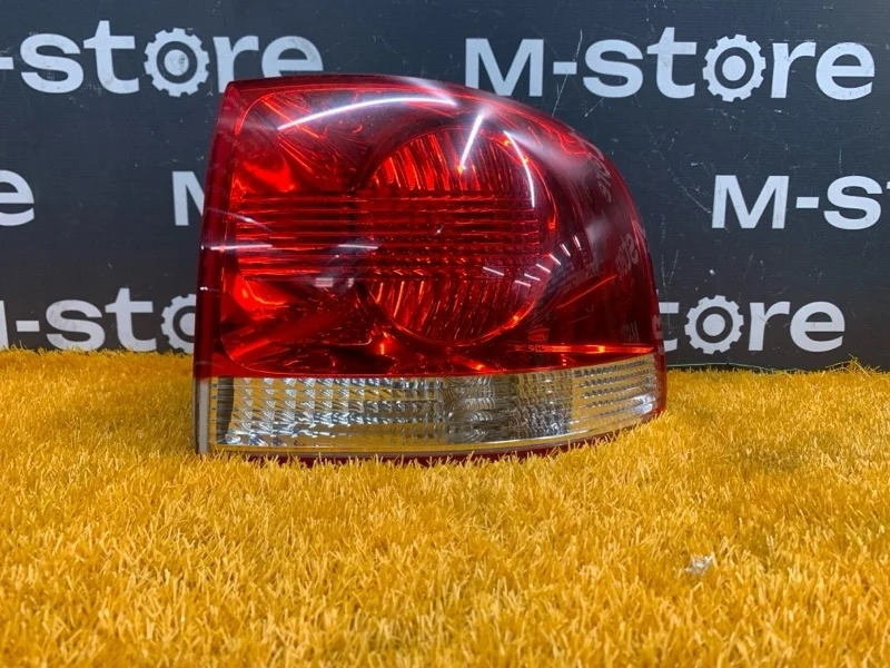 Фонарь задний Volkswagen Touareg 2006 7L