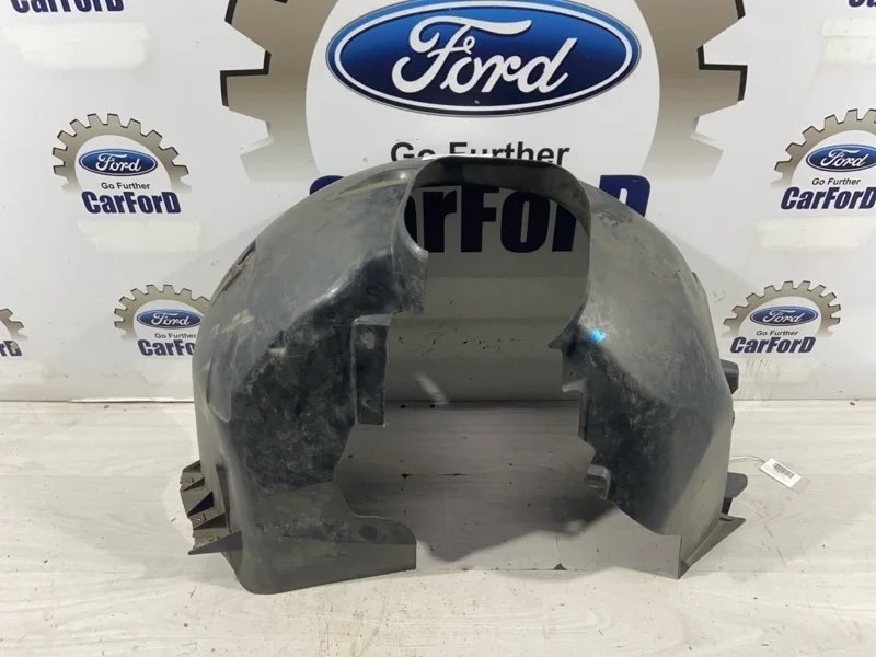 Подкрылок передний правый Ford Kuga 1 (08-12) SUV