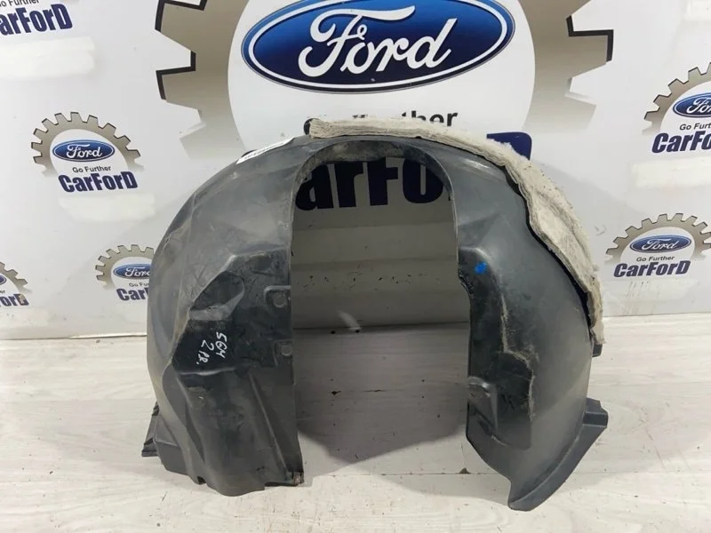 Подкрылок передний правый Ford Kuga 2 (12-19) SUV