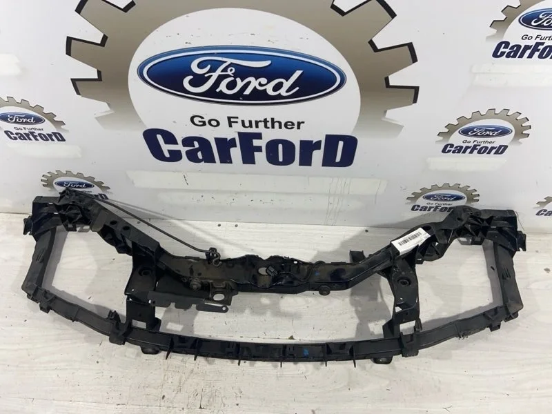 Передняя панель (телевизор) Ford Focus 2 (08-11)