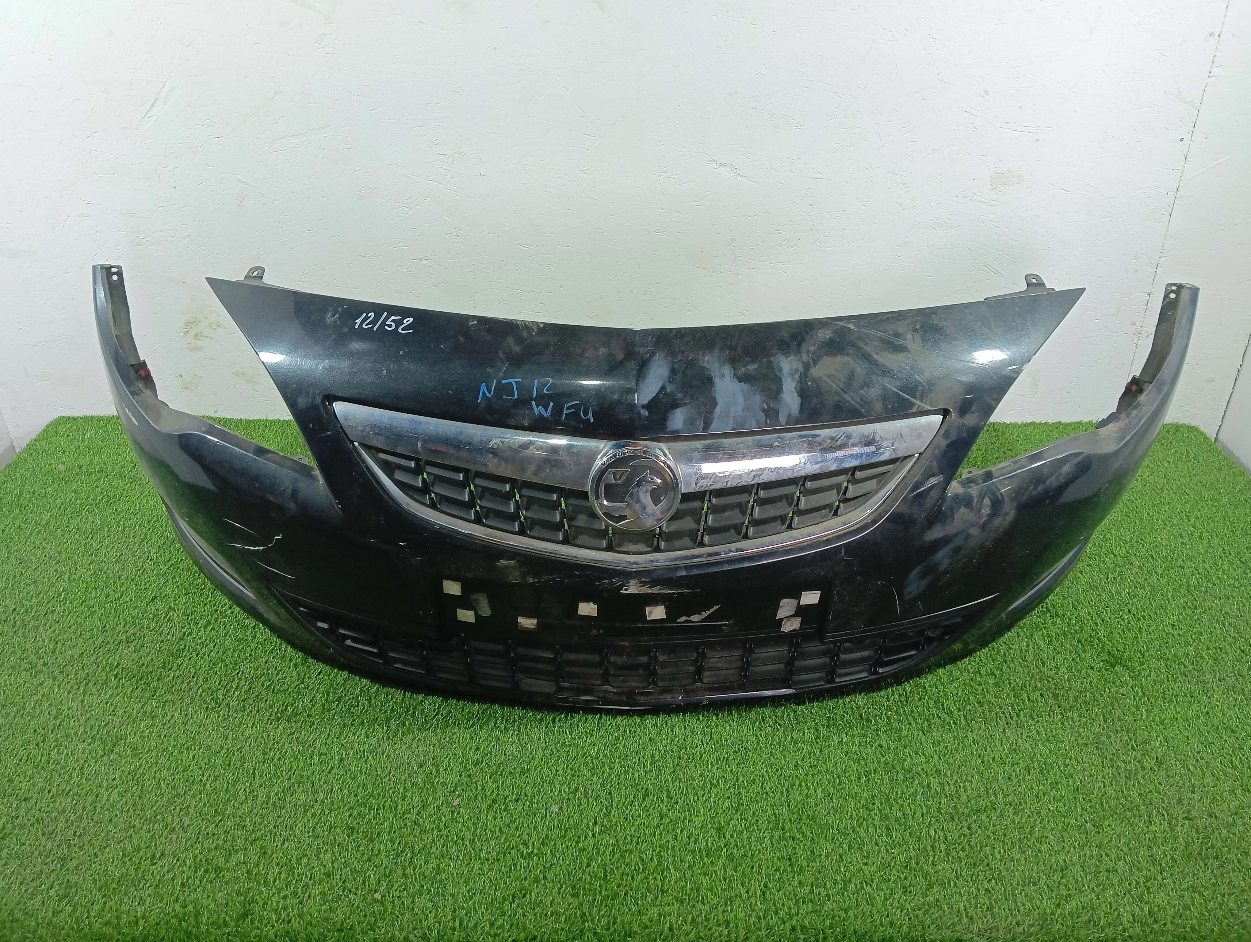 бампер передний Opel Astra 1.4 бензин 2012