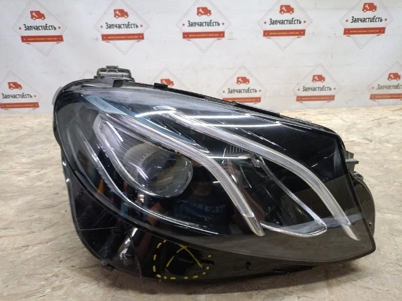 Фара правая Mercedes-Benz E-Klasse 2016-2021 A2139066601 W213