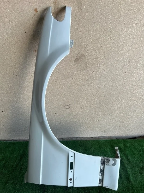 Крыло BMW 7-Series 2000 E38