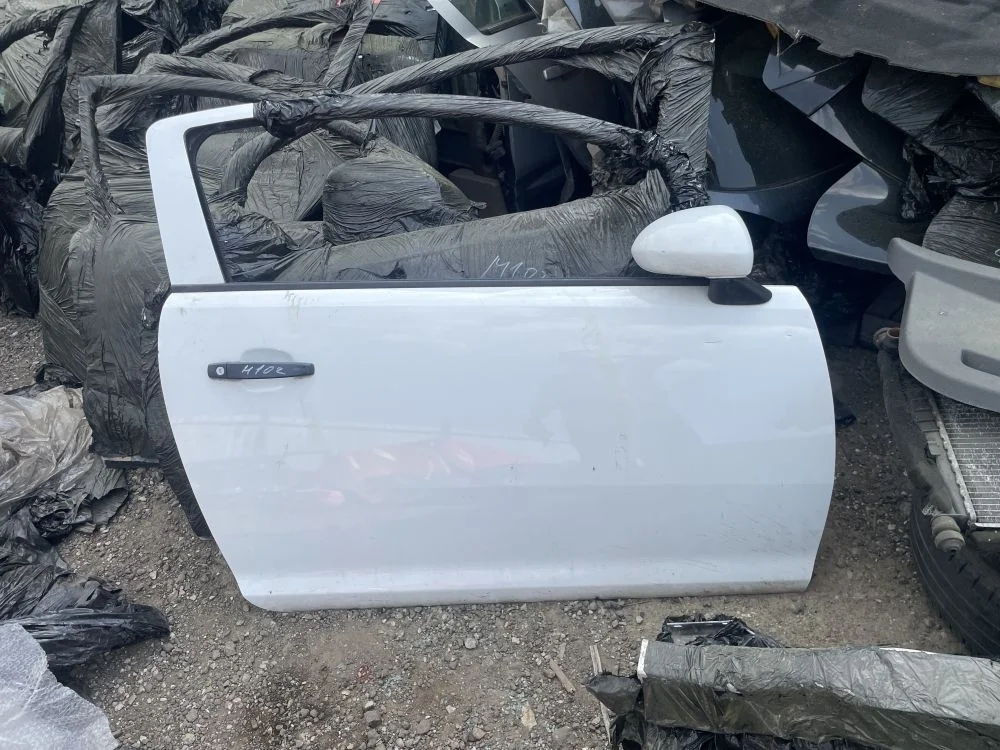 дверь правая Opel corsa D 3d
