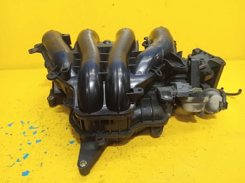 Коллектор впускной Ford Focus 2 2005-2011