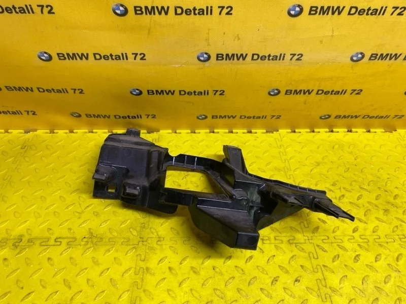 Кронштейн фары Bmw 7 2005 63117162090 E65 N62B48, передний правый