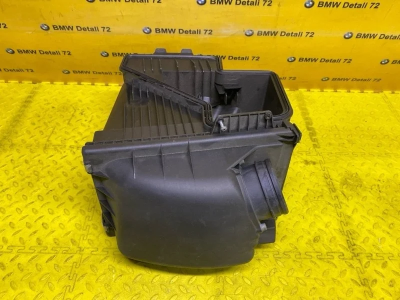 Корпус воздушного фильтра Bmw 7 2005 13717541063 E65 N62B48, правый