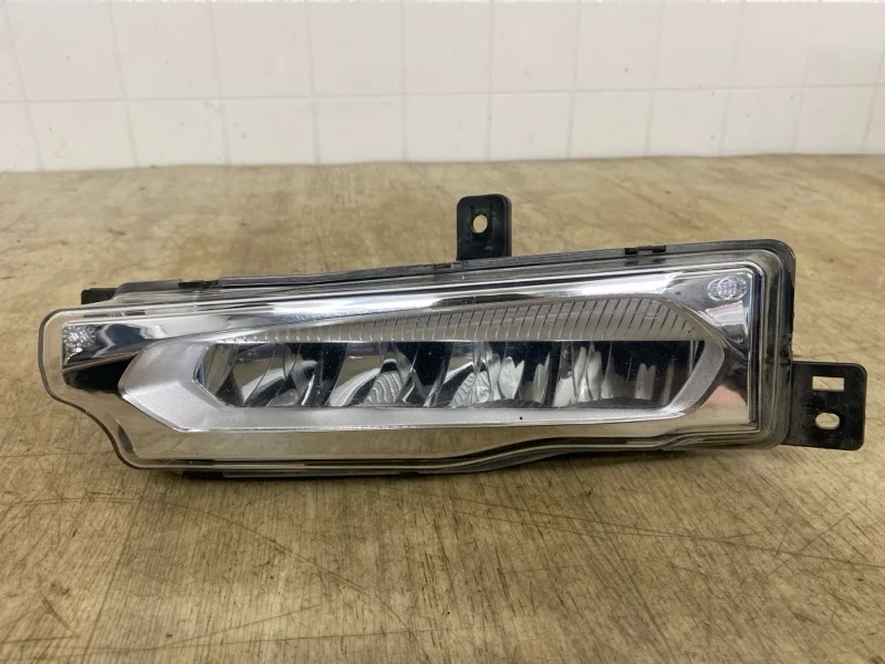 Фара противотуманная BMW X3 2017 2018 2019 2020 2021 G01