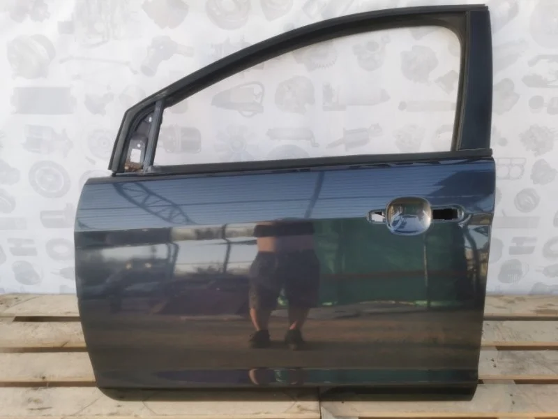 Дверь FORD FOCUS 2
