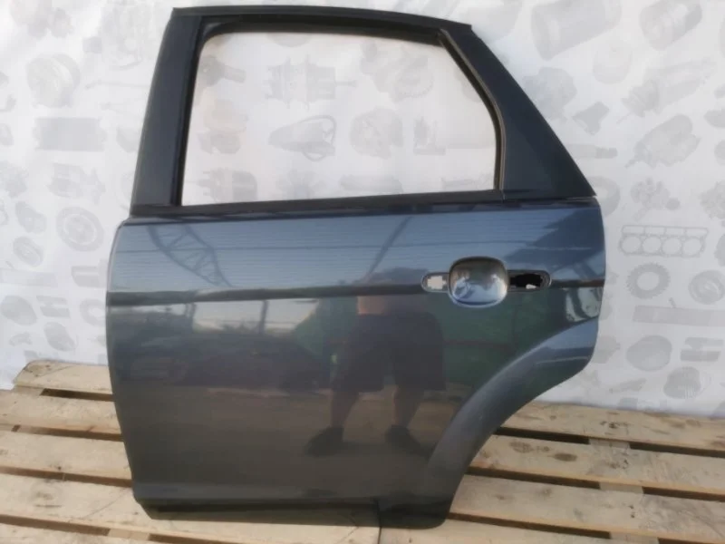 Дверь FORD FOCUS 2