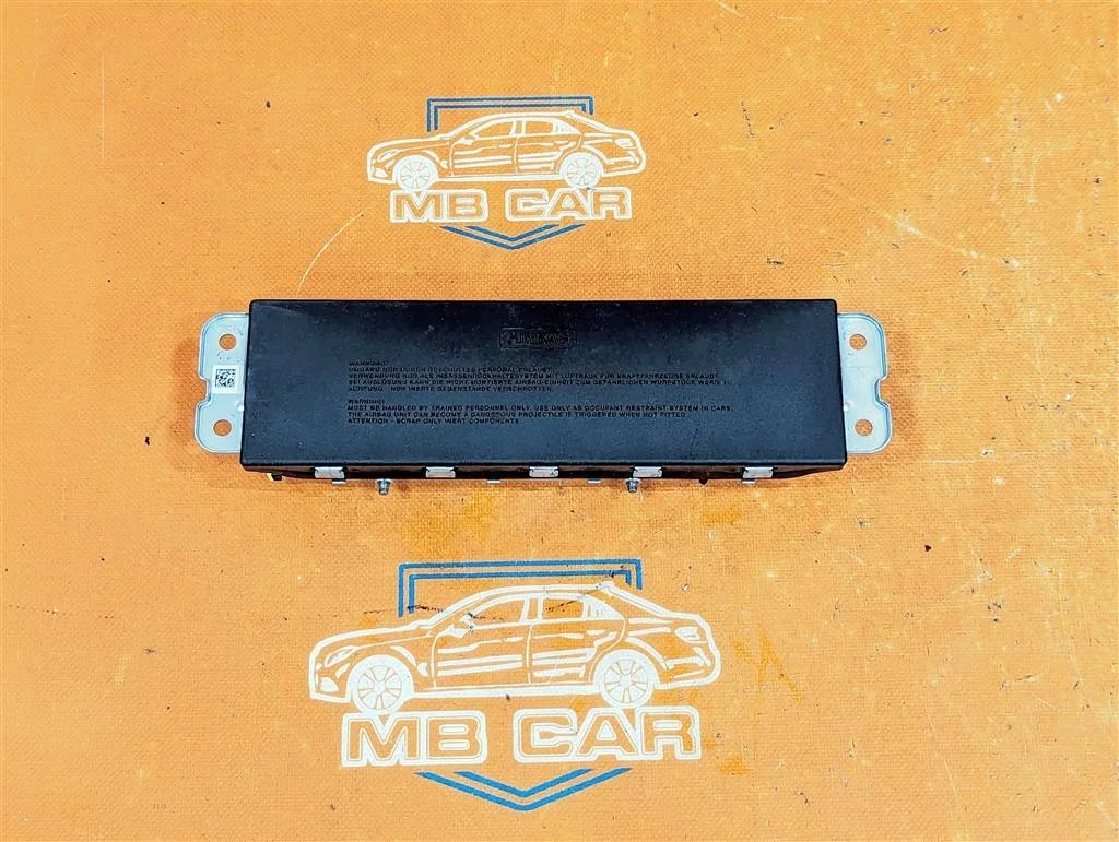 Подушка безопасности коленная Mercedes-Benz