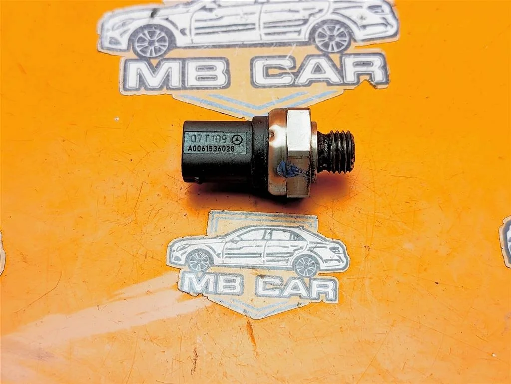 Датчик давления Mercedes-Benz