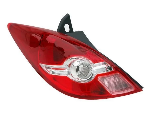 Фонарь задний левый Уценка 20% (скол угла) NISSAN TIIDA C11 2008-2012