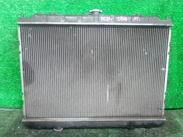 Радиатор охлаждения двигателя PC24 NISSAN SERENA II C24 1999-2001, SERENA II C24 2001-2005