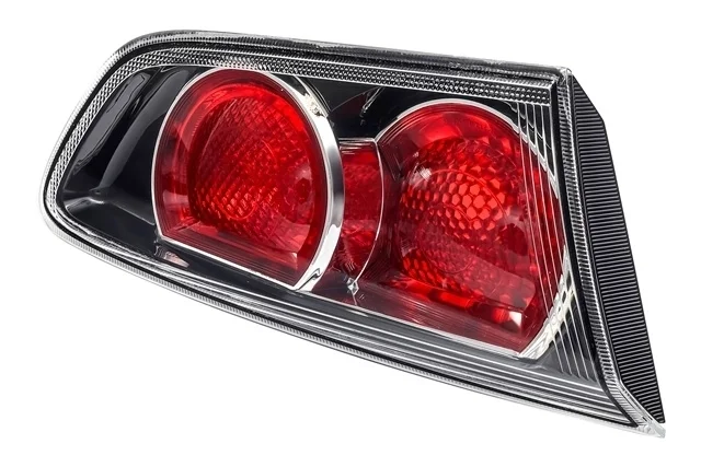 Фонарь задний левый внутренний MITSUBISHI LANCER X CY 2010-2014
