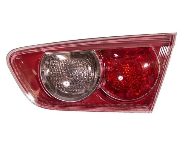 Фонарь задний правый внутренний Уценка 40% (скол, трещина) MITSUBISHI LANCER X CY 2007-2010