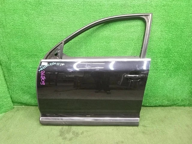 Дверь передняя левая (царапины) 7L VOLKSWAGEN TOUAREG I 7LA / 7L6 / 7L7 2002-2007, TOUAREG I 7LA / 7L6 / 7L7 2007-2010