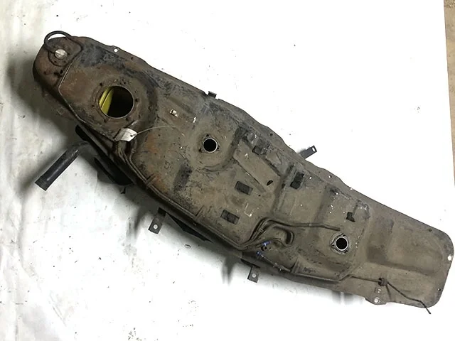 Бак топливный MITSUBISHI PAJERO III / MONTERO III V6 / V7 2000-2002, PAJERO III / MONTERO III V6 / V7 2003-2006