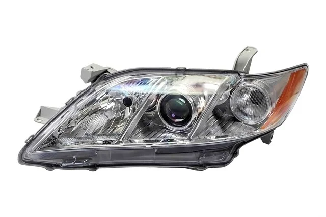 Фара левая TOYOTA CAMRY XV40 2006-2009
