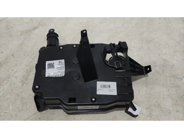 Корпус модуля управления двигателя Уценка 20% (сломано крепление) FORD FOCUS III 2011-2014, FOCUS III 2014-2019