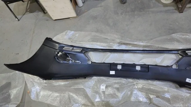 Бампер передний Уценка 50% (трещина) TOYOTA HIGHLANDER XU40 2010-2013