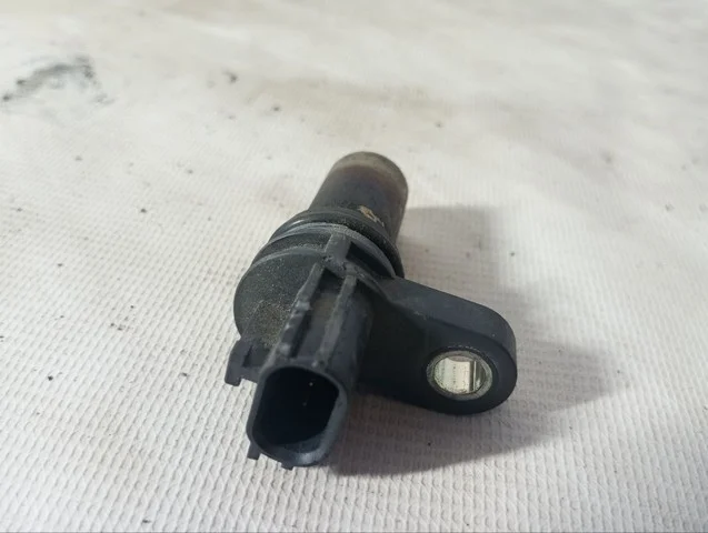 Датчик положения коленвала и распредвала NT30 NISSAN BASSARA JU30 1999-2003, PRIMERA III P12 2002-2008, AVENIR II W11 1998-2005, TEANA J31 2003-2005