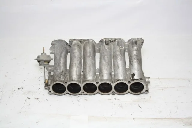 Коллектор впускной средняя часть V77W MITSUBISHI PAJERO III / MONTERO III V6 / V7 2000-2002, PAJERO III / MONTERO III V6 / V7 2003-2006