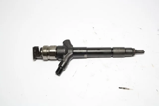 Форсунка топливная KB4T MITSUBISHI PAJERO SPORT II KH 2008-2013, PAJERO SPORT II KH 2013-2015, L200 KB4T 2006-2010, L200 KB4T 2010-2013