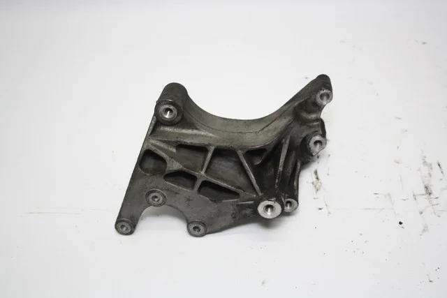 Кронштейн насоса ГУР CW5W MITSUBISHI OUTLANDER XL CW 2007-2010, OUTLANDER XL CW 2010-2012, LANCER X CY 2007-2010, LANCER X CY 2010-2014