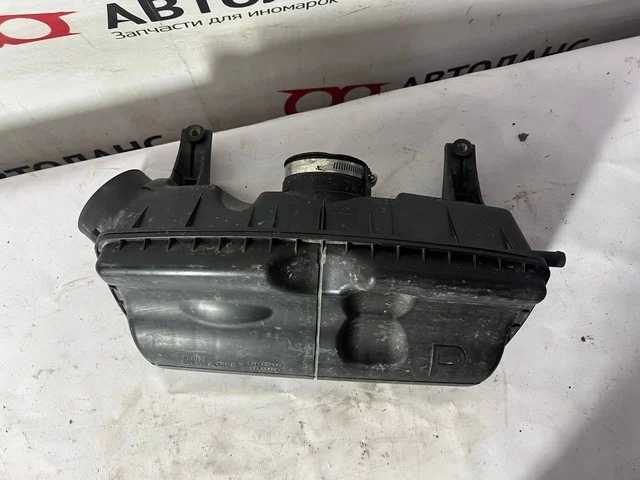 Корпус фильтра воздушного WX8 SUBARU B9 TRIBECA WX8 2004-2007