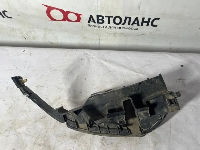 Кронштейн заднего бампера левый WX8 SUBARU B9 TRIBECA WX8 2004-2007