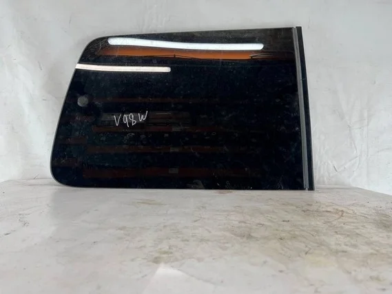 Стекло кузова заднее правое боковое V98W MITSUBISHI PAJERO IV / MONTERO IV V8 / V9 2006-2011, PAJERO IV / MONTERO IV V8 / V9 2011-2014
