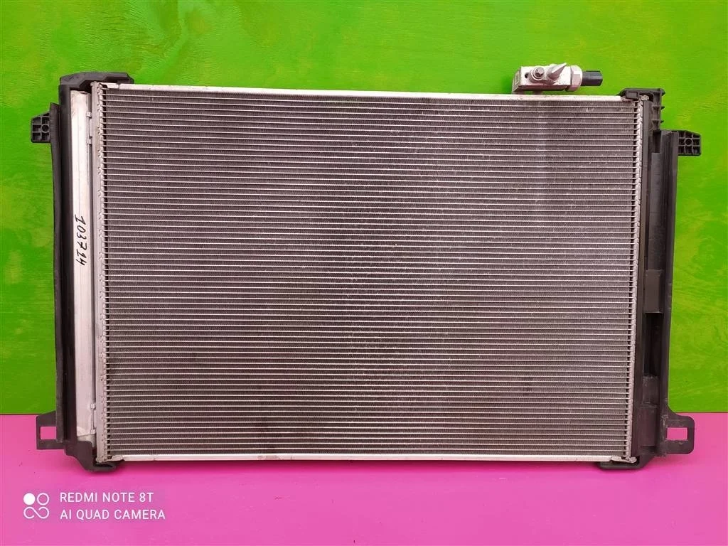 Радиатор кондиционера W212 W204 X204 A2045000654