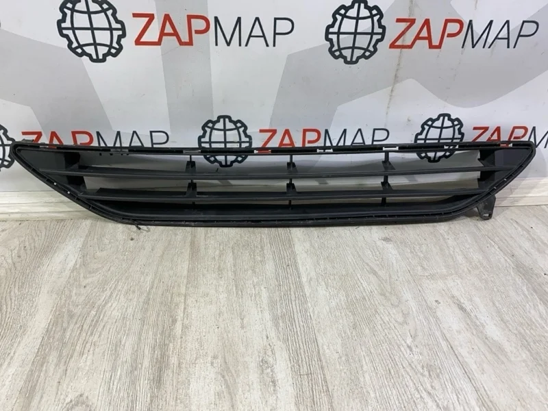Решетка бампера передняя Nissan X Trail T32