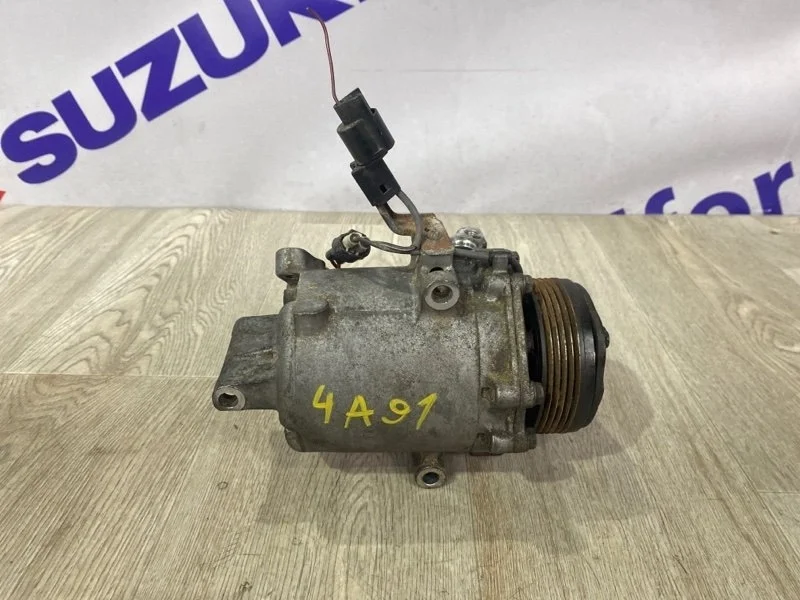 Компрессор кондиционера Mitsubishi Lancer 2010г