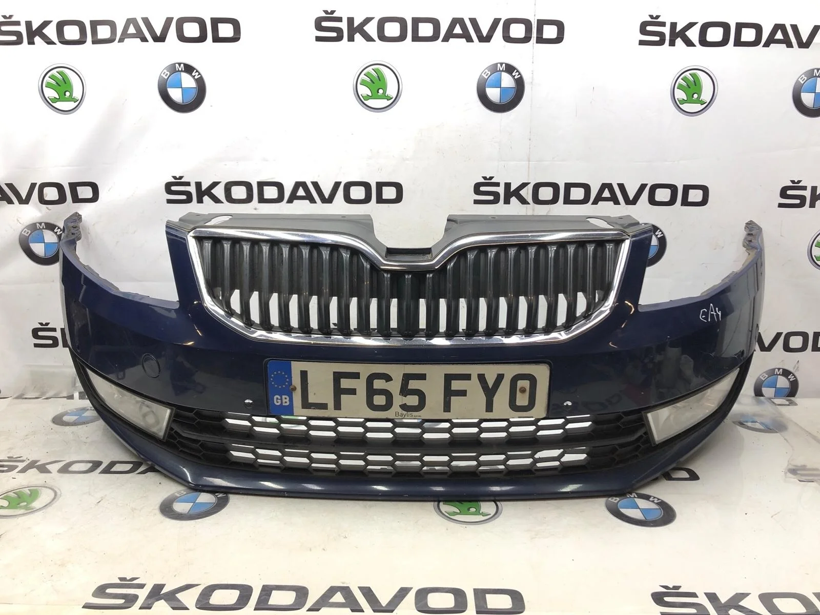 Бампер Skoda Octavia 2014 5E0807221 A7 (5E), передний