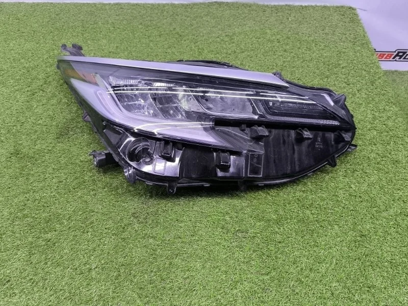 Фара LED Toyota Sienna 123456789, правая