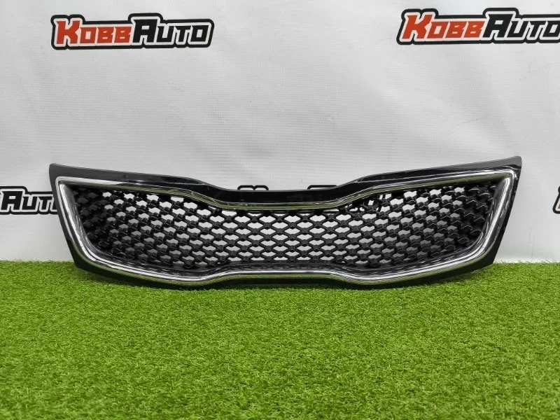 Решетка радиатора Kia Optima 2010-2013 863502T700 3