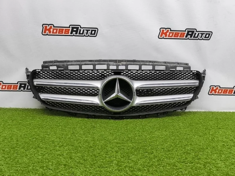 Решетка радиатора Mercedes-Benz E-Class 2016-2020 A2138880123 W213