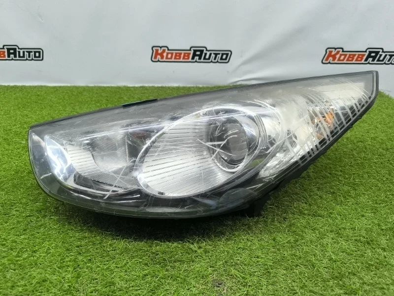 Фара галогеновая Hyundai Ix35 921012Y020, левая