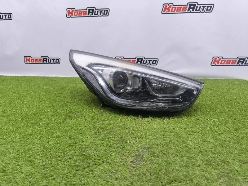 Фара галогеновая Hyundai Ix35 2013- 921022S610 РЕСТ, правая