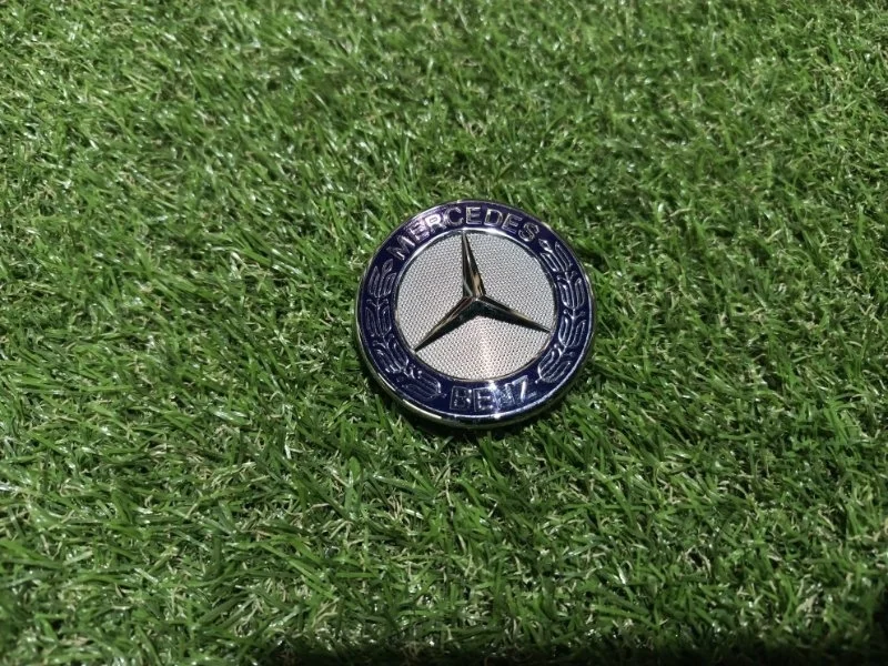 Эмблема Mercedes-Benz Cla A2188170116