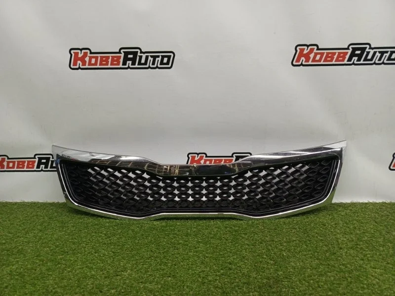 Решетка радиатора Kia Optima 2010-2016 863522T000 3