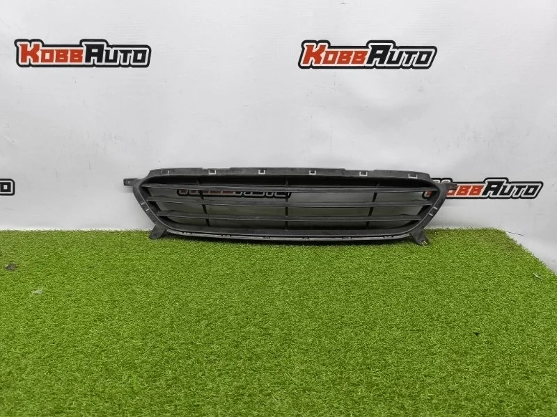 Нижняя решетка Hyundai Solaris 2010-2014 865611R000 1