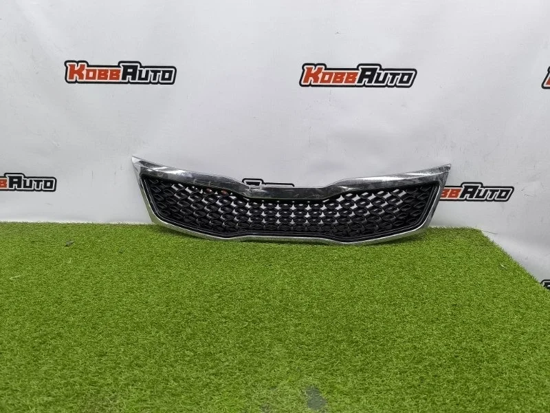 Решетка радиатора Kia Optima 2010-2016 863522T000 3
