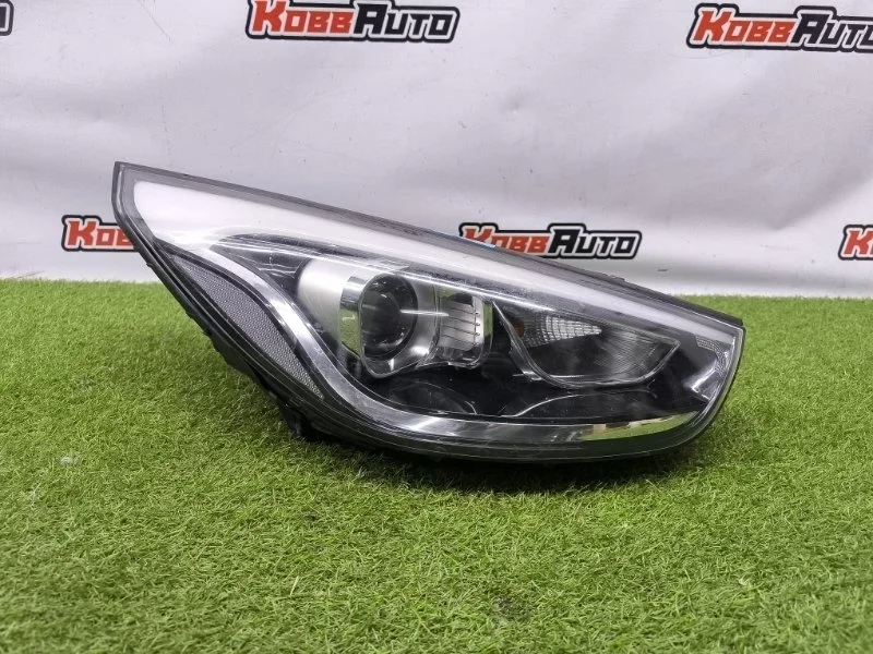 Фара галогеновая Hyundai Ix35 2013- 921022S610 РЕСТ, правая