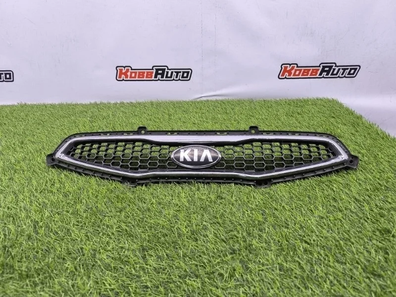 Решетка радиатора Kia Picanto 863511Y000, передняя